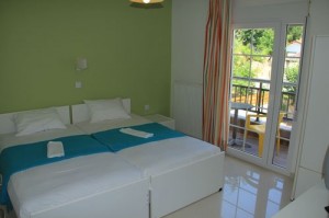 starbeach makrygialos greece holiday travelling 14       